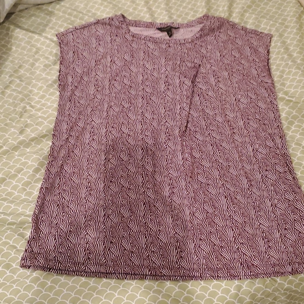 Banana Republic Top - size Medium